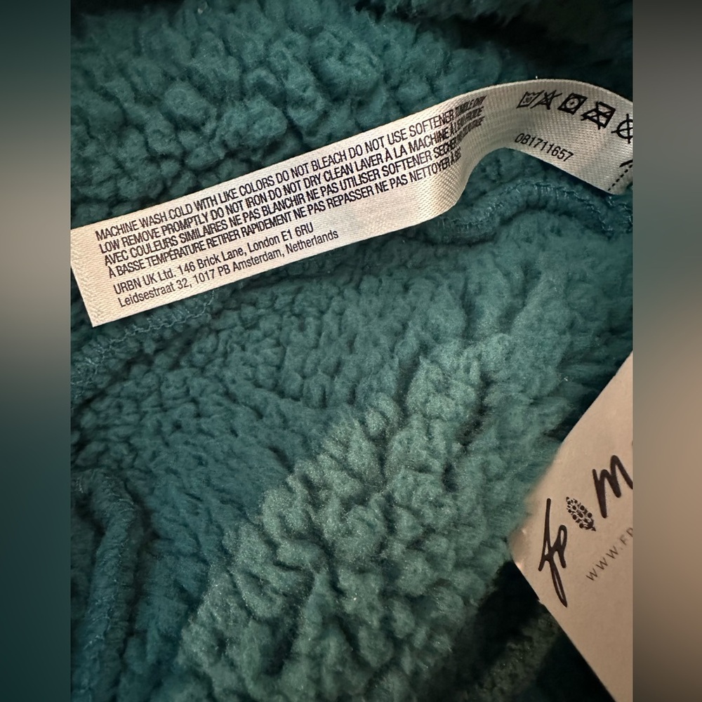 Free People Movement Beanie Hat - Picture 6 of 9